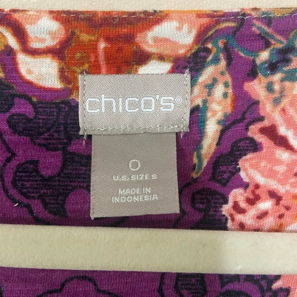 Chico's EUC warm paisley v neck tunic top size S longer length in back - Picture 5 of 5